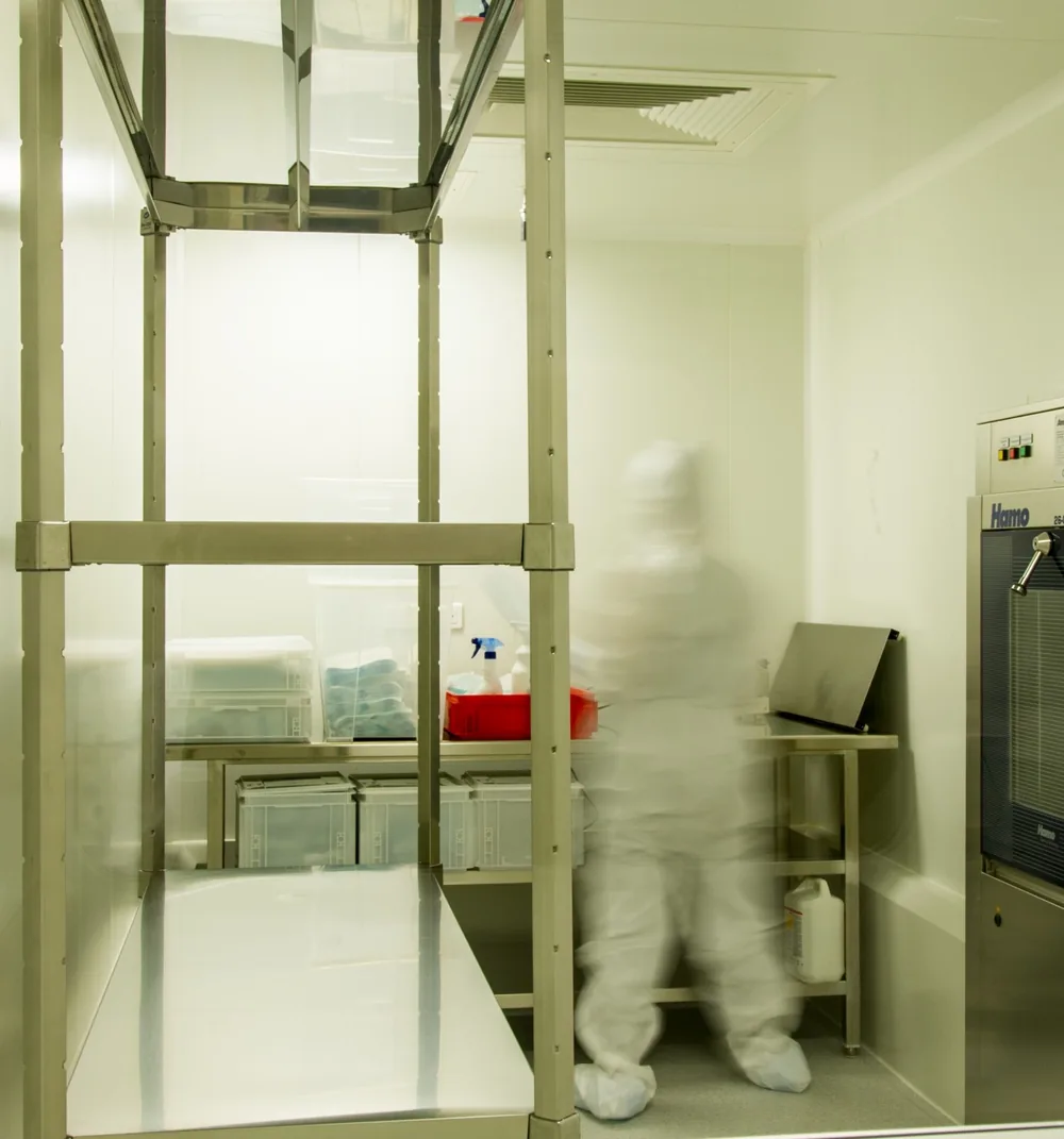 Salle blanche ISO 7 de OneOrtho Médical